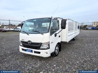 HINO XZU 6.5 CARROCERIA 1/2 BARANDA AÑO 2016